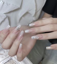 -斯馨·健康美甲美睫