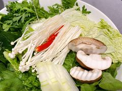 超级鲜菌什菇拼盘-鼎鼎香·港式火锅(北京SKP店)