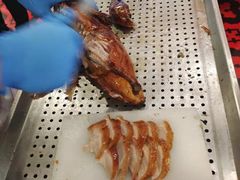 -皇城根·烤鸭·鱼头·家常菜(欧亚大观乐活城店)