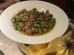 杭椒爆炒牛肉-新白鹿餐厅(金鹰新街口店)
