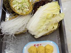-屯老二农家铁锅炖·行业领军者(梅江店)