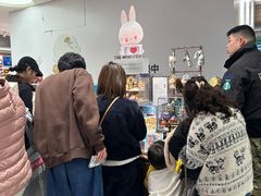 -泡泡玛特POPMART(国金街店)