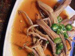 -臻鲜燕海鲜融合餐厅(金陵style店)