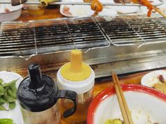 -哈尔滨小酒馆·鲜肉现穿自助烧烤(康新花园店)