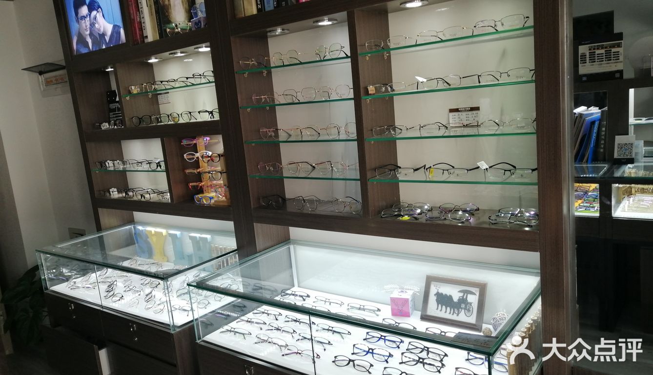 店里仪器设备也很全面，总体感觉还是不错的