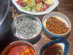 -明洞阿姨·韩式酱蟹烤肉·创意料理(三元桥店)