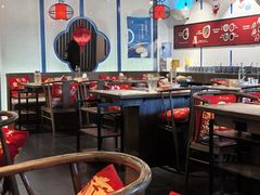 -尚尚仙·酸汤猪手·猪肚鸡火锅(华联万柳购物中心店)