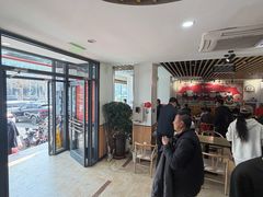 -闫家驴肉老店(华电一校店)