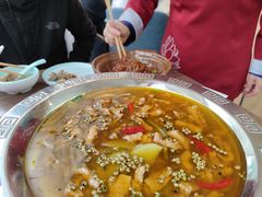 -有红鸡毛店·川菜(建设路店)