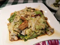 包包菜炒馕饼-新疆巴州金丝特餐厅(大钟寺店)