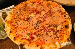 Smoked Salmon Pizza