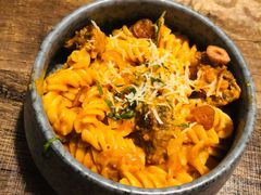 红烩小牛肉意粉-HIGH FIVE哈福手工汉堡(桂林路店)