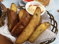 -Lanterns Vietnamese Restaurant
