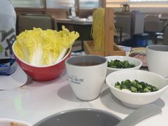 -洪氏嗨捞·广东猪肚鸡·椰子鸡火锅(西咸万象城店)