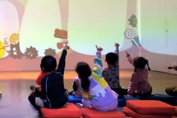 -小鸡哆哆故事屋·儿童乐园(嘉里城店)