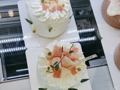 -花花卷卷·鲜食蛋糕(静安久光百货店)