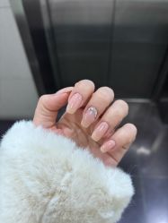 -丽心自助美甲美睫