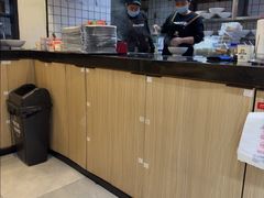 -魔都三兄弟酸辣粉·蘸卤炸串(虹桥万科店)