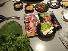 -啊美丽炭火烤肉(滑翔一店)