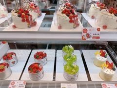 -花花卷卷·鲜食蛋糕(静安久光百货店)