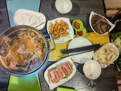 -四季喧黔味豆米火锅(万达广场店)