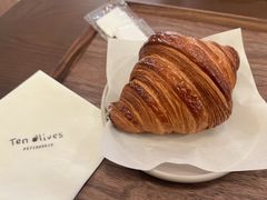艾许黄油可颂-Ten Olives甜点