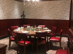 包厢-青岛海景花园大酒店·白果树餐厅青岛菜
