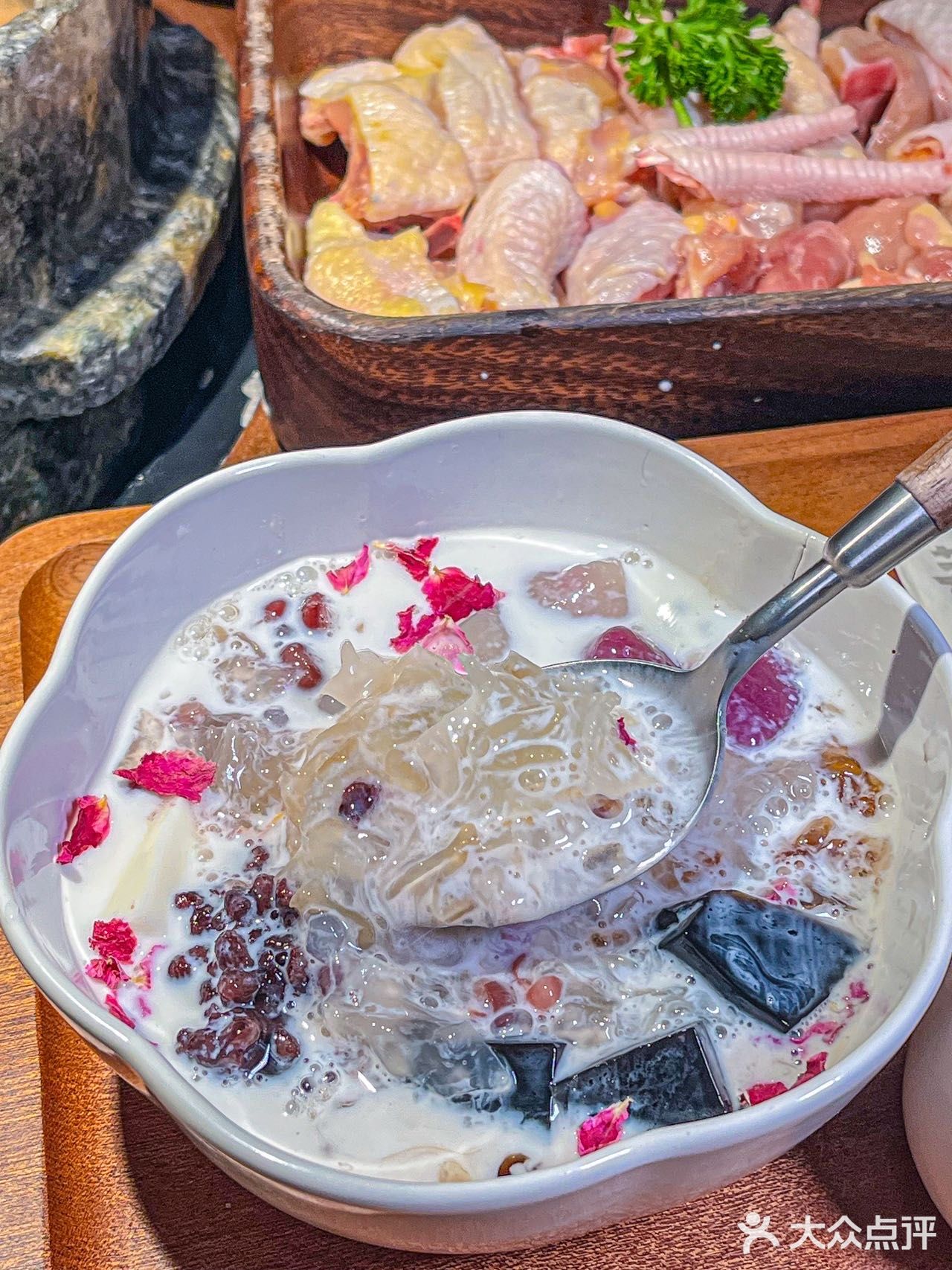 又🈶新菌子红伞伞，就问妳吃过没❓