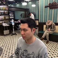 -海文先生国潮烫染男士理发馆