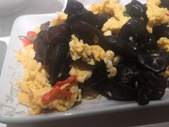 -老乡鸡(上海白玉兰广场店)