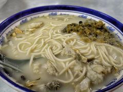 -明呈黄鱼面馆(斜土路店)