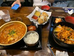 -米屋石锅拌饭(师大店)
