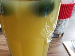 -必胜客(新中纬店)