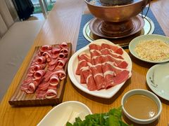 -额尔敦传统涮.冰煮羊火锅(乌兰察布体育场店)