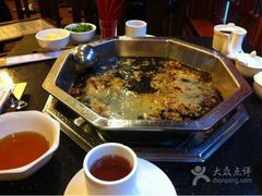 -山城年华老火锅(玉林店)