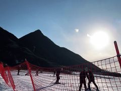 -荣盛康旅野三坡滑雪场