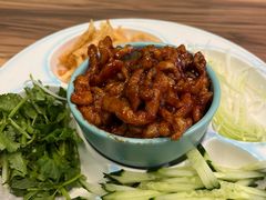 京酱肉丝-合合春饼·酱骨·东北菜(潘家园店)