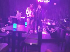 OhBar偶吧音乐餐厅-ohbar live house(人广店)