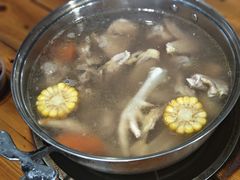 -大眼强五杯鹅·桑拿鸡煲