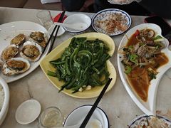 -覃记海鲜美食餐厅