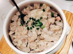 香芋蒸排骨-费大厨辣椒炒肉(万家丽一店)
