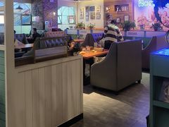 -豪客嘉族·麦尼顿西餐厅(乐福天下店)