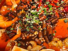 青红秘制毛血旺-青红之间·新派融合川菜(慈云寺店)