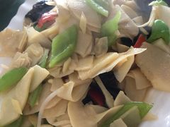 炒笋尖-天天向上素食餐厅(五台山店)