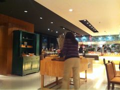 -上海龙之梦万丽酒店