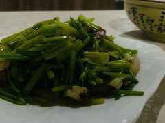 -领鲜土菜馆