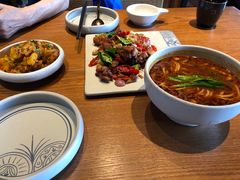 -云海肴·汽锅鸡·云南菜(天山百盛优客店)