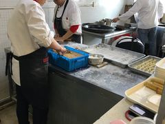 -小姜锅贴(凤凰街店)