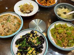 -东来菜馆•手抓海鲜家常菜•海鲜锅贴(鸽子窝店)