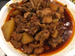 熬炒鸡-金雨玫瑰庄园酒店-宴会中心